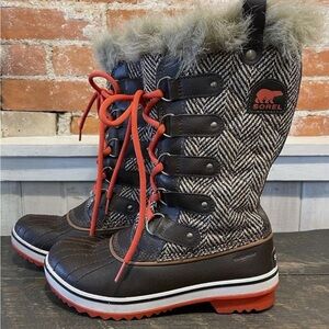 Sorel Tofino Herringbone 13” Tall Winter Snow Boots -Sz 9